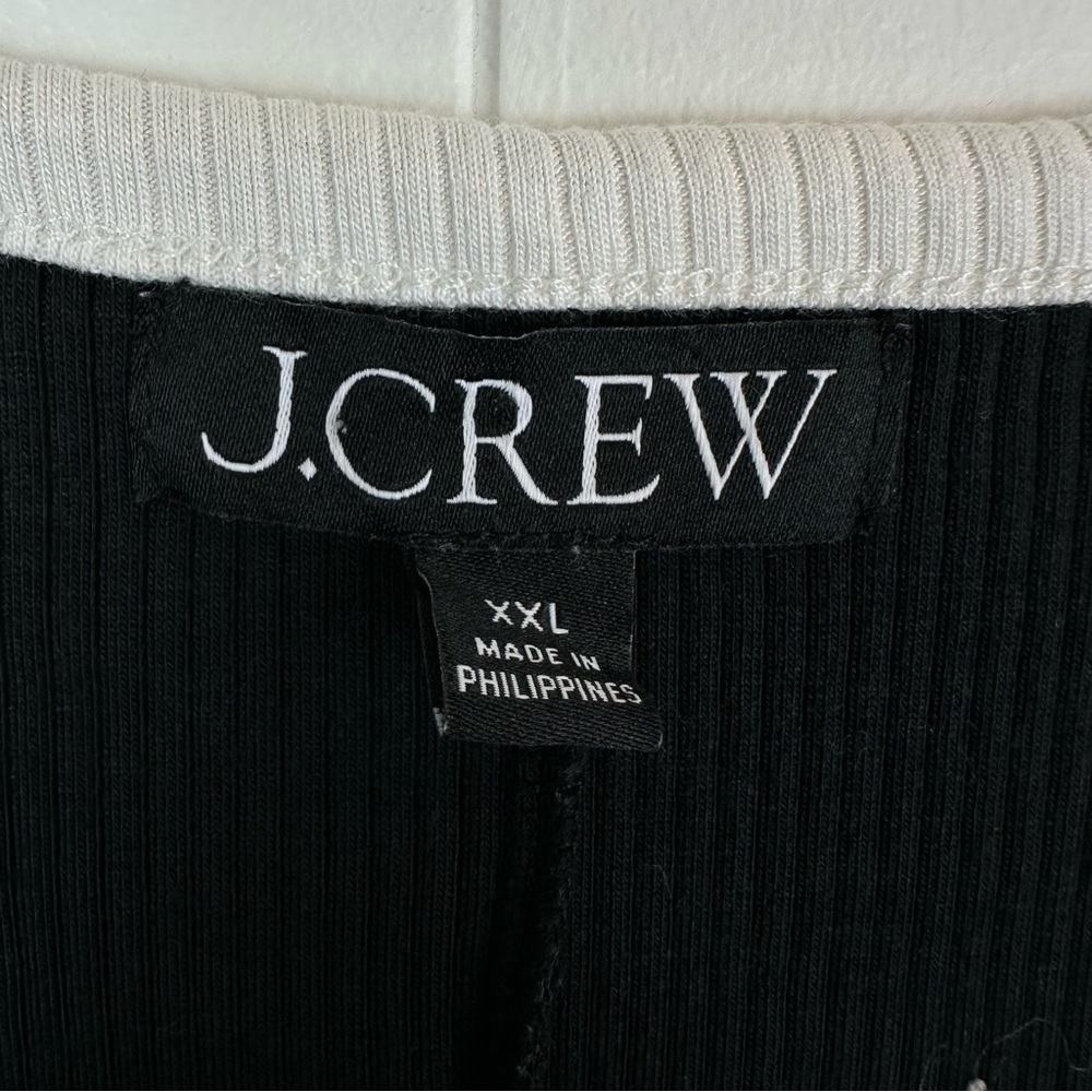 J. Crew Black and White Cut In Ringer Tank Size XXL 🔥 - Picture 4 of 8
